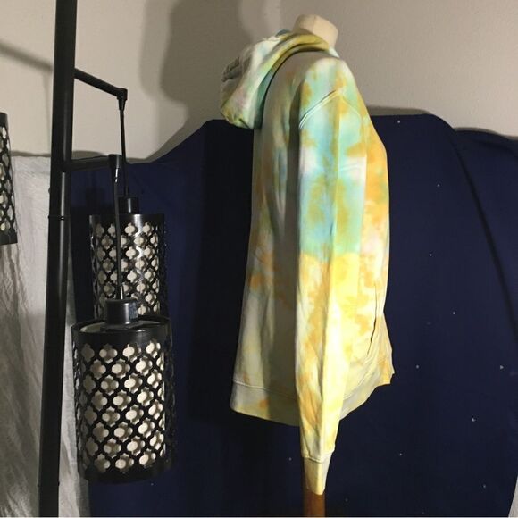 H&M Size Yellow/Green Tie Dye Hoodie Sweater - Picture 4 of 14